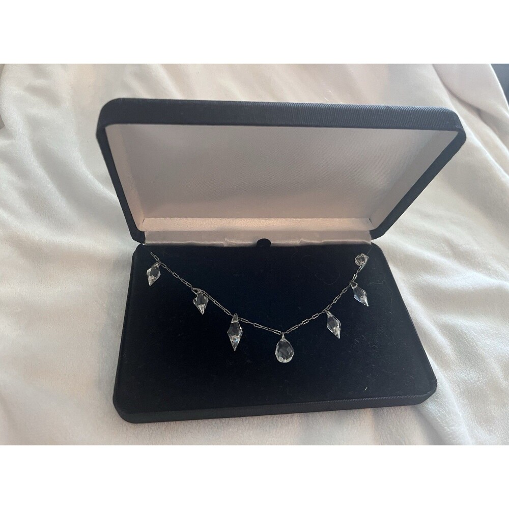 Authentic 1920’s Art Deco Festoon Lariat necklace with glass crystal broilettes